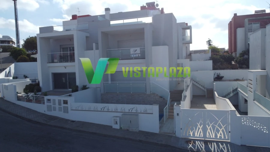 Moradia T3 para Venda em Estômbar e Parchal Foto 3