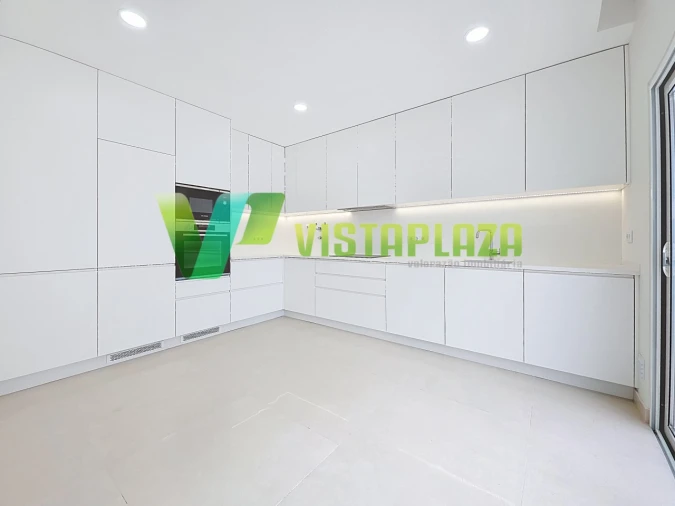 Moradia T3 para Venda em Estômbar e Parchal Foto 12