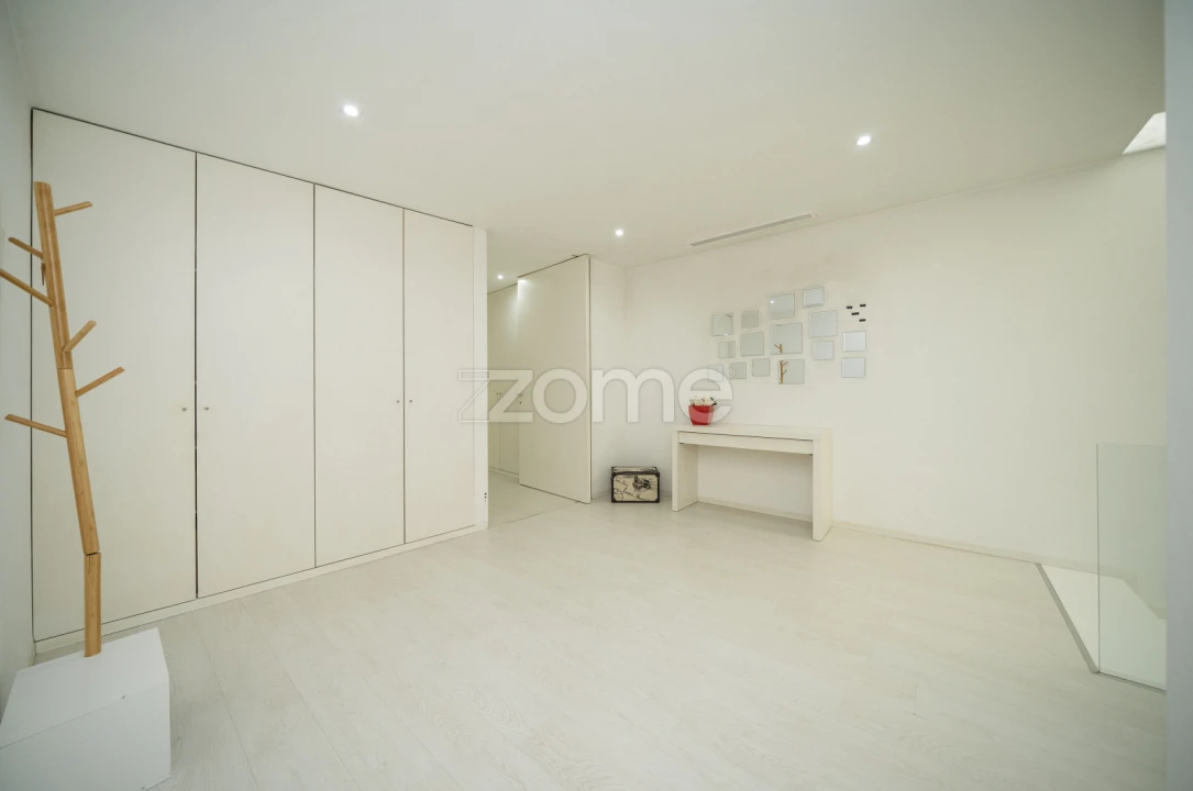 Moradia T4 para Venda em Lage Foto 5