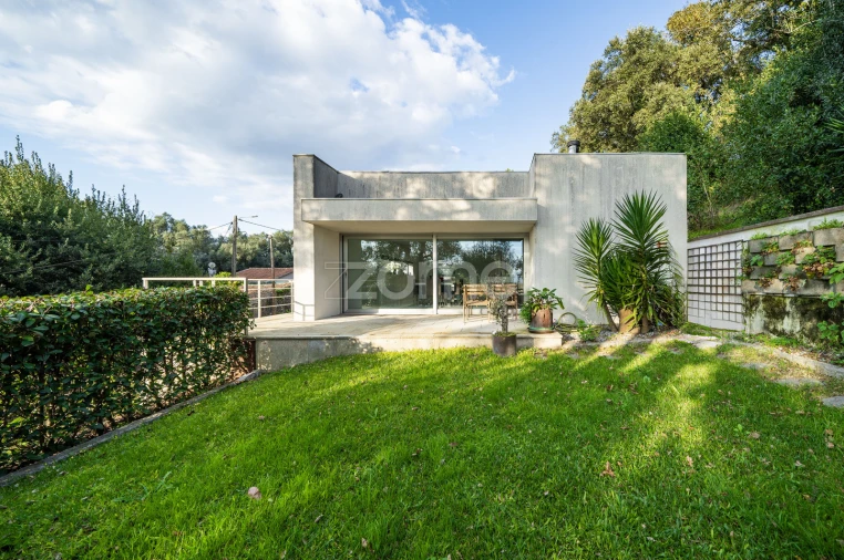 Moradia T4 para Venda em Lage Foto 16