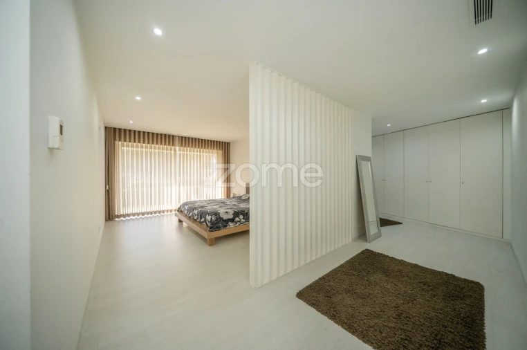 Moradia T4 para Venda em Lage Foto 23