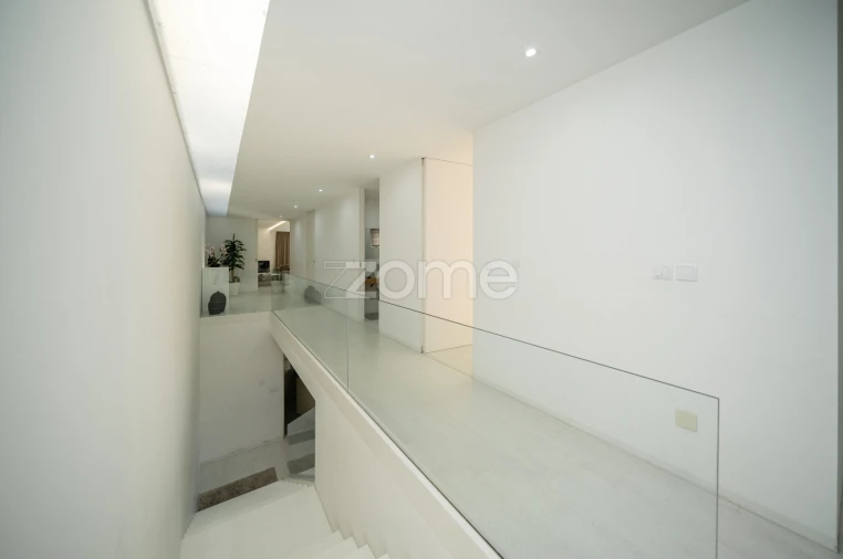 Moradia T4 para Venda em Lage Foto 32