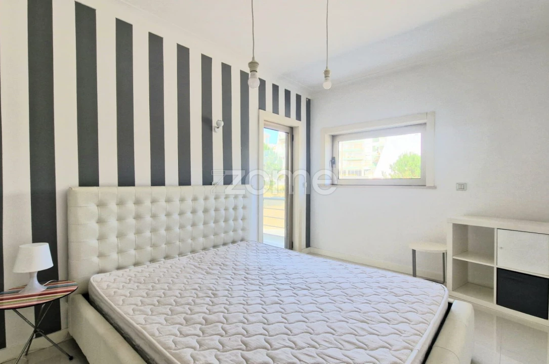 Apartamento T2 para Arrendamento em Buarcos Foto 5