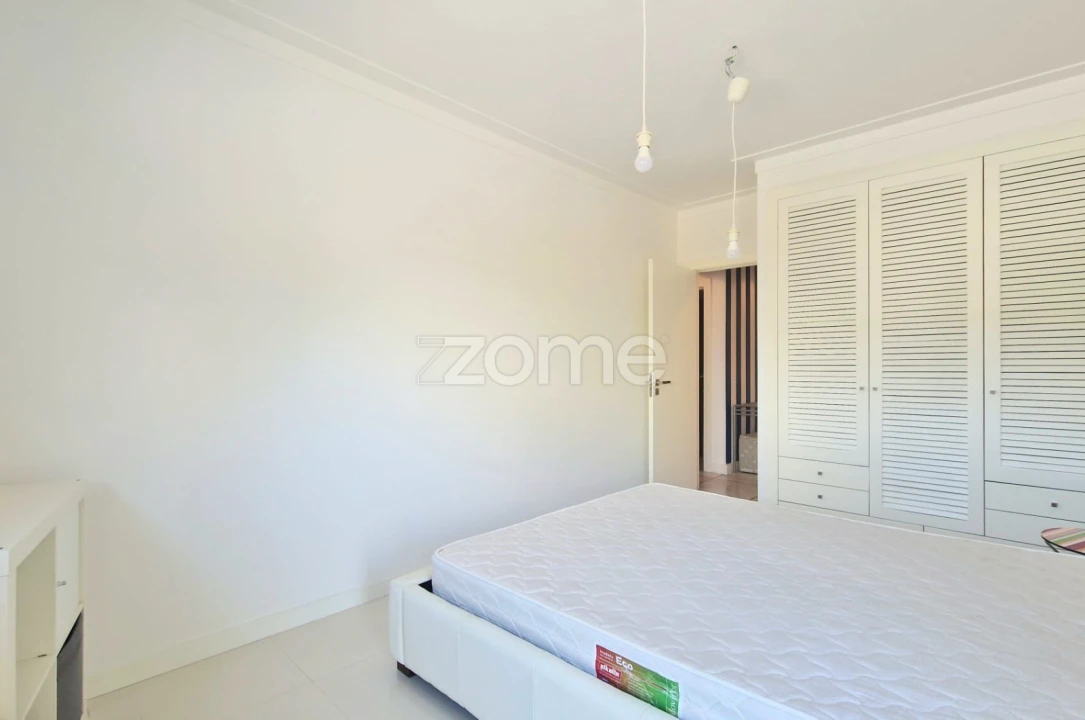 Apartamento T2 para Arrendamento em Buarcos Foto 6