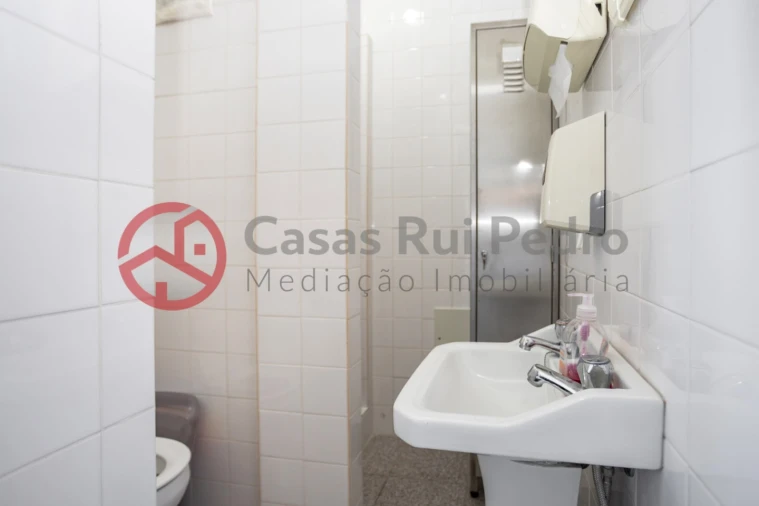 Loja para Cedência de Quotas em Samora Correia Foto 37