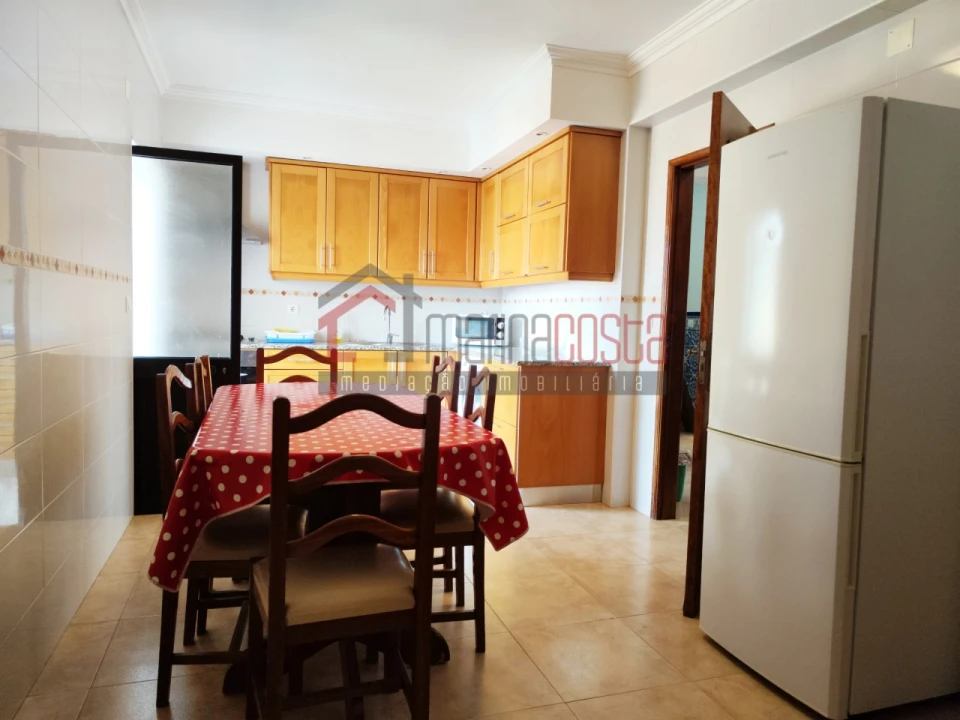 Apartamento T2 para Venda em Peniche Foto 5