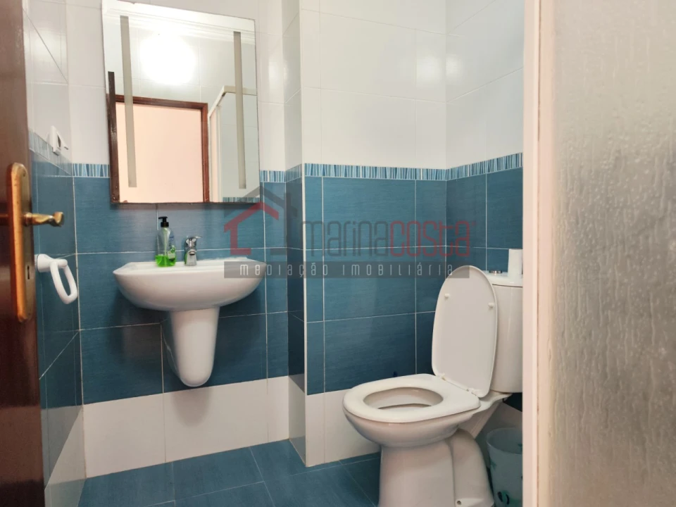 Apartamento T2 para Venda em Peniche Foto 14