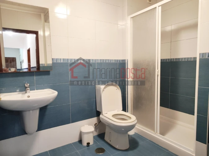Apartamento T2 para Venda em Peniche Foto 11