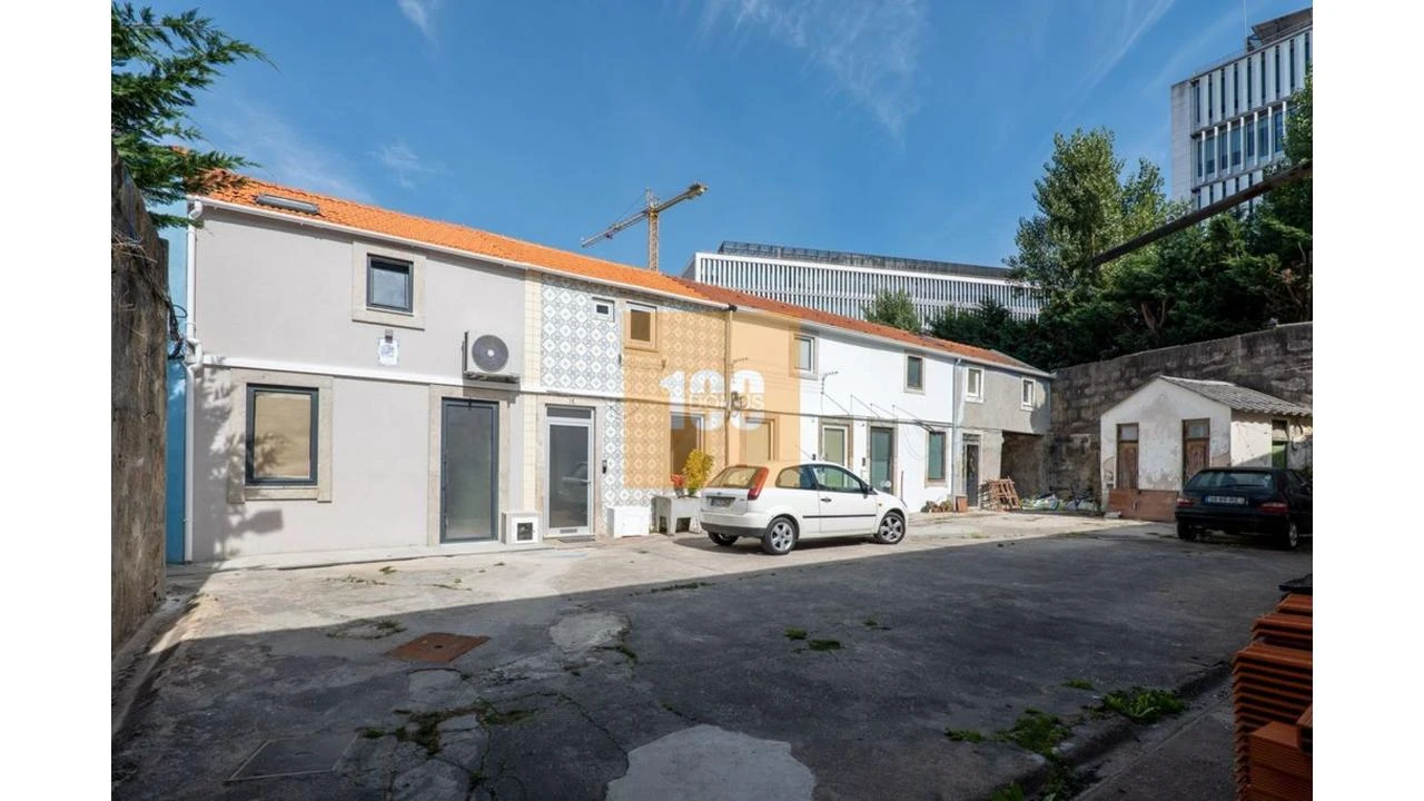 Apartamento para Venda em Cedofeita, Santo Ildefonso, Sé, Miragaia, São Nicolau e Vitória Foto 1