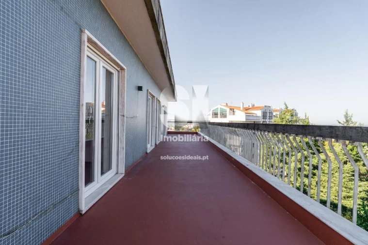 Apartamento T8 para Arrendamento em Sé Nova, Santa Cruz, Almedina e São Bartolomeu Foto 27