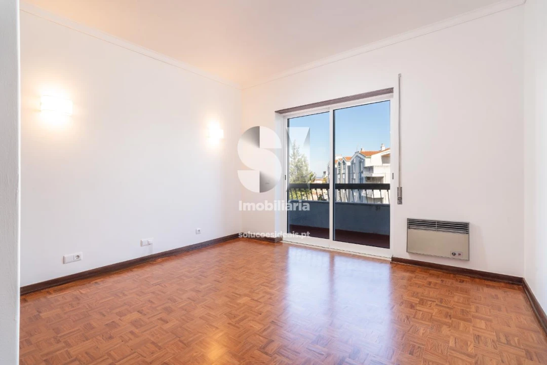 Apartamento T8 para Arrendamento em Sé Nova, Santa Cruz, Almedina e São Bartolomeu Foto 9