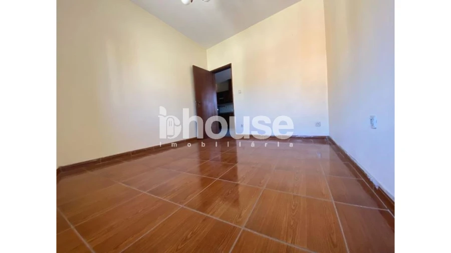 Negócio para Venda em Canaveses Foto 21