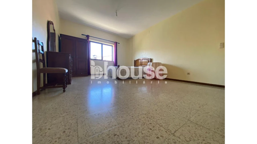 Negócio para Venda em Canaveses Foto 30