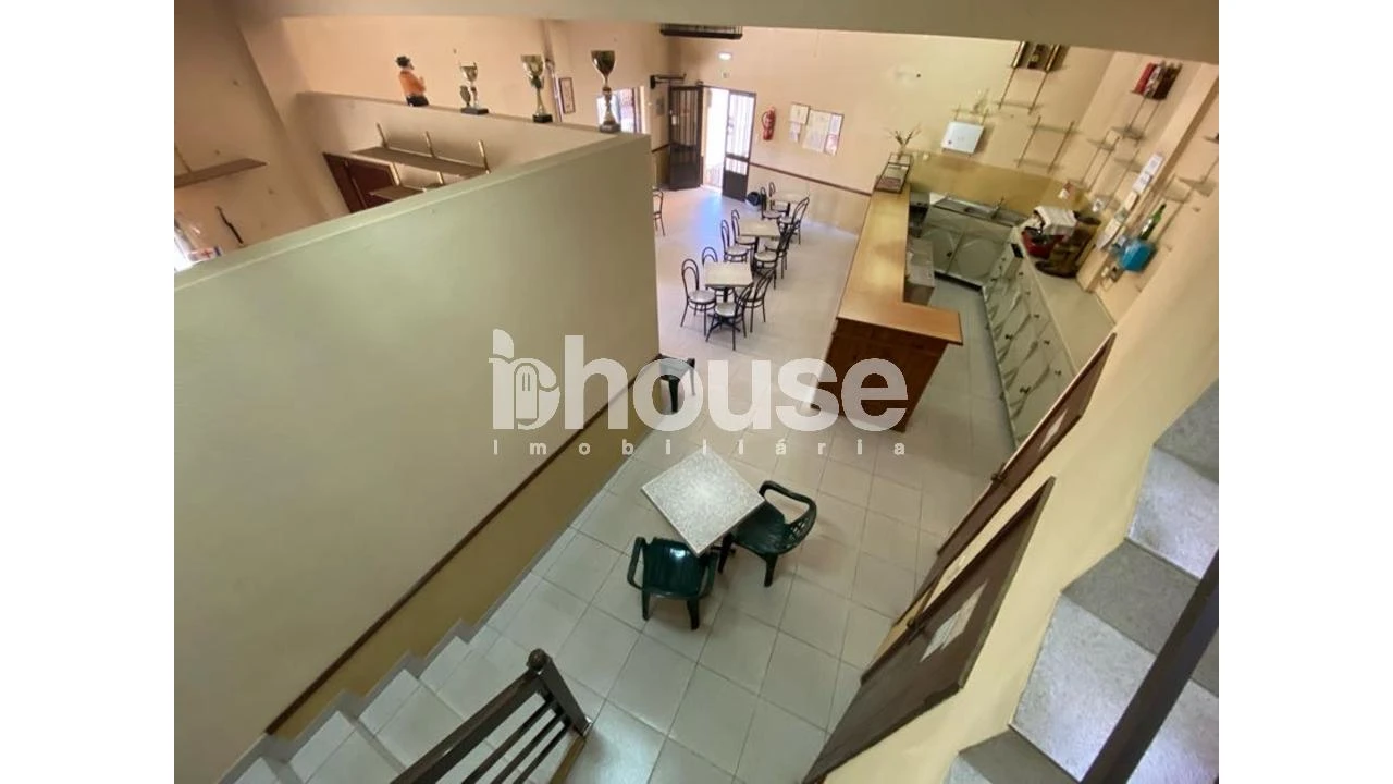 Negócio para Venda em Canaveses Foto 12