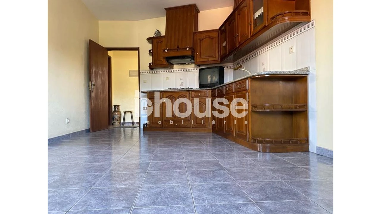 Negócio para Venda em Canaveses Foto 17