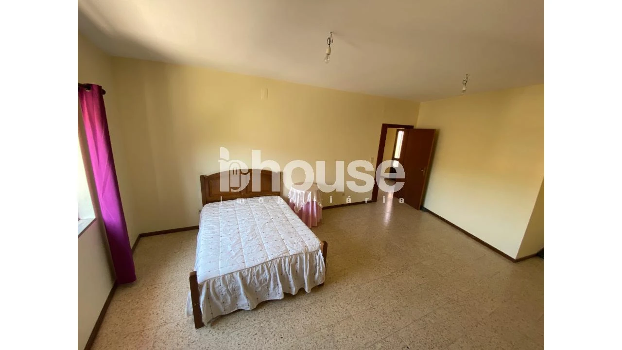 Negócio para Venda em Canaveses Foto 29