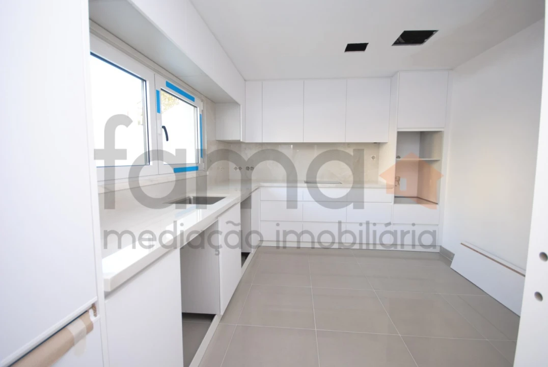 Moradia T4 para Venda em Cascais e Estoril Foto 17