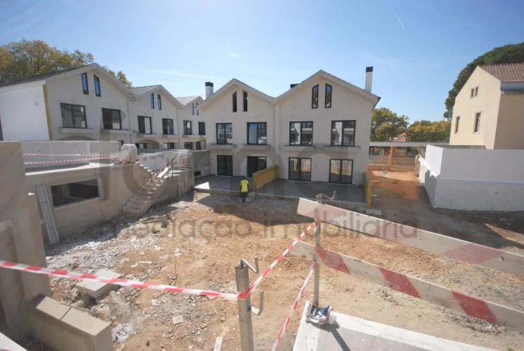 Moradia T4 para Venda em Cascais e Estoril Foto 2