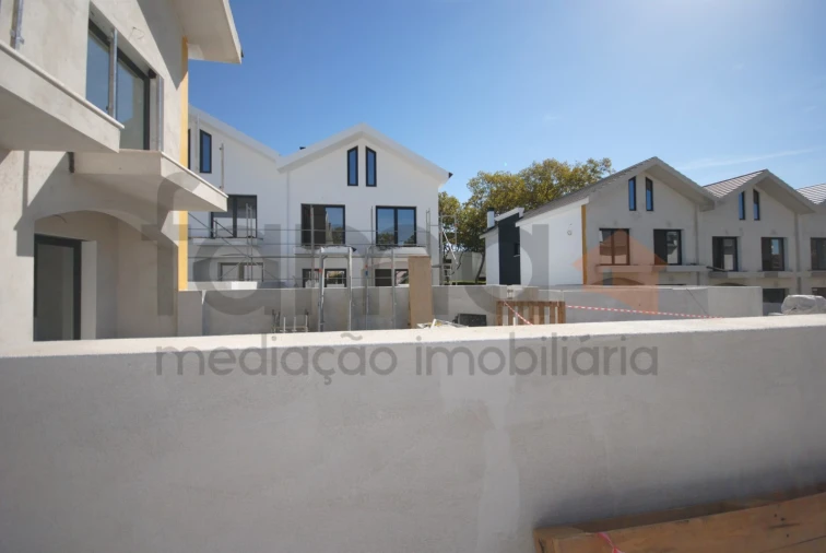 Moradia T4 para Venda em Cascais e Estoril Foto 3