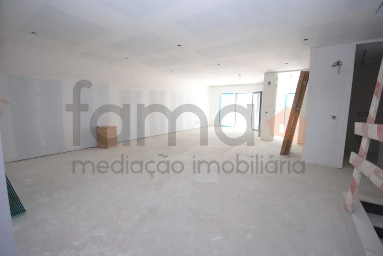 Moradia T4 para Venda em Cascais e Estoril Foto 12