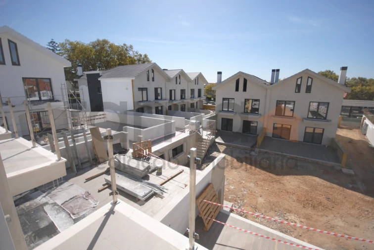 Moradia T4 para Venda em Cascais e Estoril Foto 21