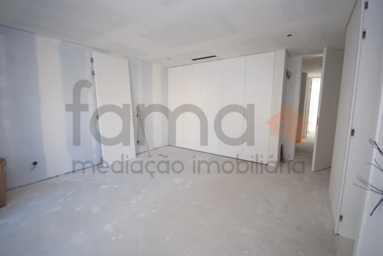 Moradia T4 para Venda em Cascais e Estoril Foto 31