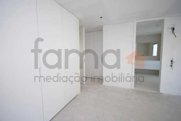 Moradia T4 para Venda em Cascais e Estoril Foto 32