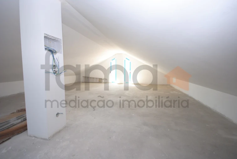 Moradia T4 para Venda em Cascais e Estoril Foto 33