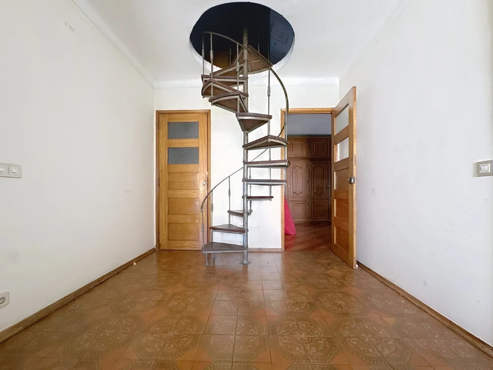 Moradia T6 para Venda em Benfica Foto 14