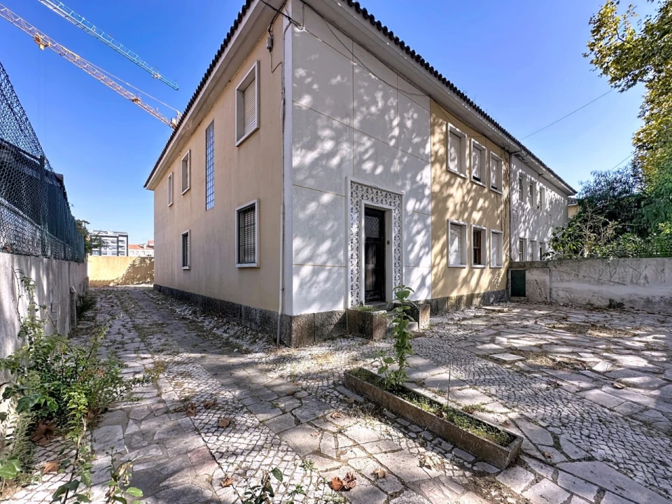 Moradia T6 para Venda em Benfica Foto 26