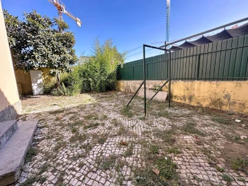 Moradia T6 para Venda em Benfica