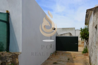 Moradia T4 para Venda em Moncarapacho e Fuseta