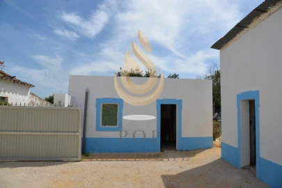 Moradia T4 para Venda em Moncarapacho e Fuseta