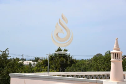 Moradia T4 para Venda em Moncarapacho e Fuseta