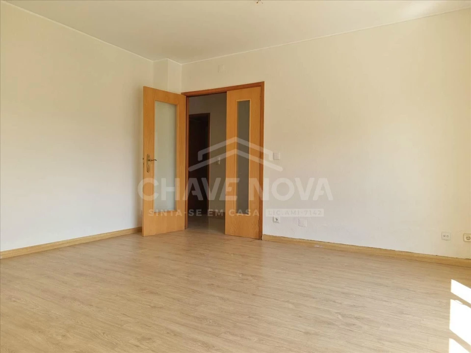 Apartamento T3 para Venda em Rio Tinto Foto 2