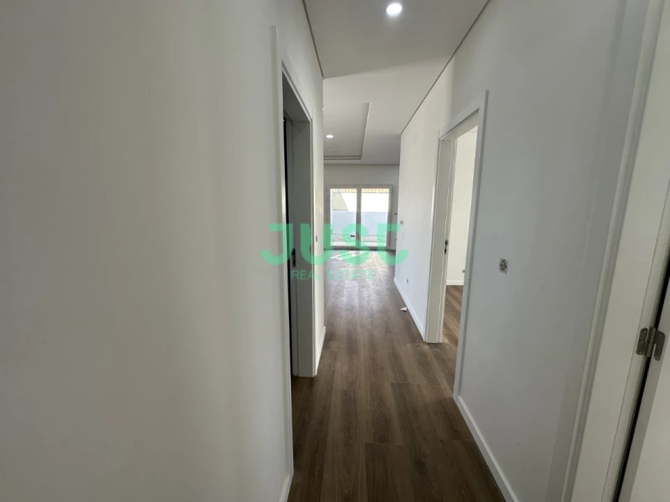 Moradia T3 para Venda em Fernao Ferro Foto 7