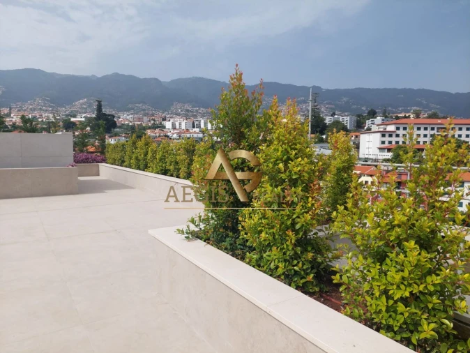 Apartamento T3 para Venda em São Martinho Foto 6