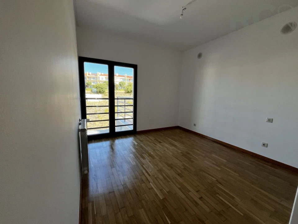 Moradia T3 para Venda em Silveira Foto 27