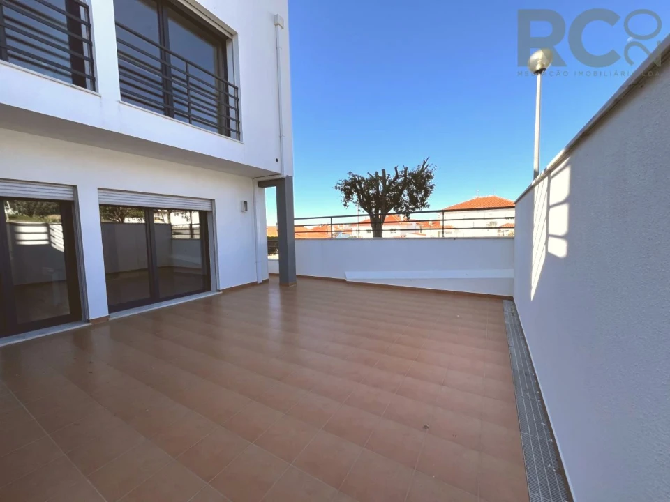 Moradia T3 para Venda em Silveira Foto 1