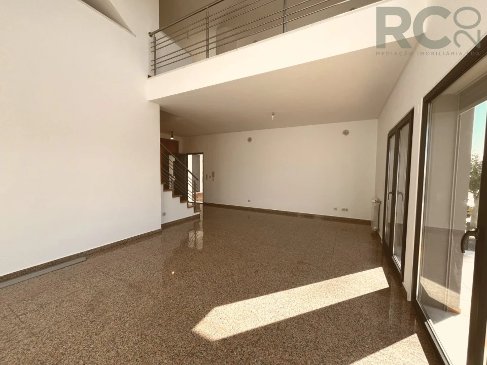 Moradia T3 para Venda em Silveira Foto 2