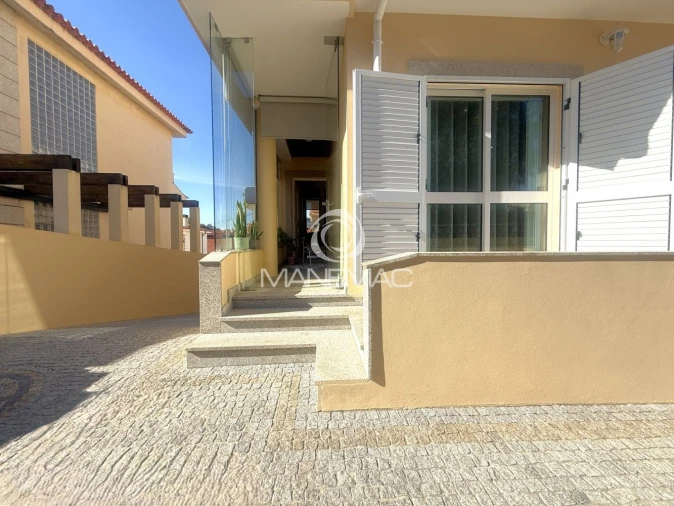 Moradia T3 para Venda em Canidelo Foto 1