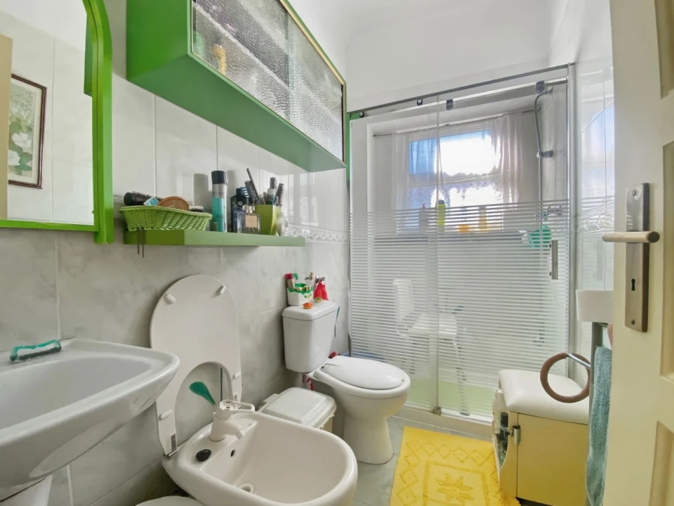 Moradia T6 para Venda em Barcarena Foto 14