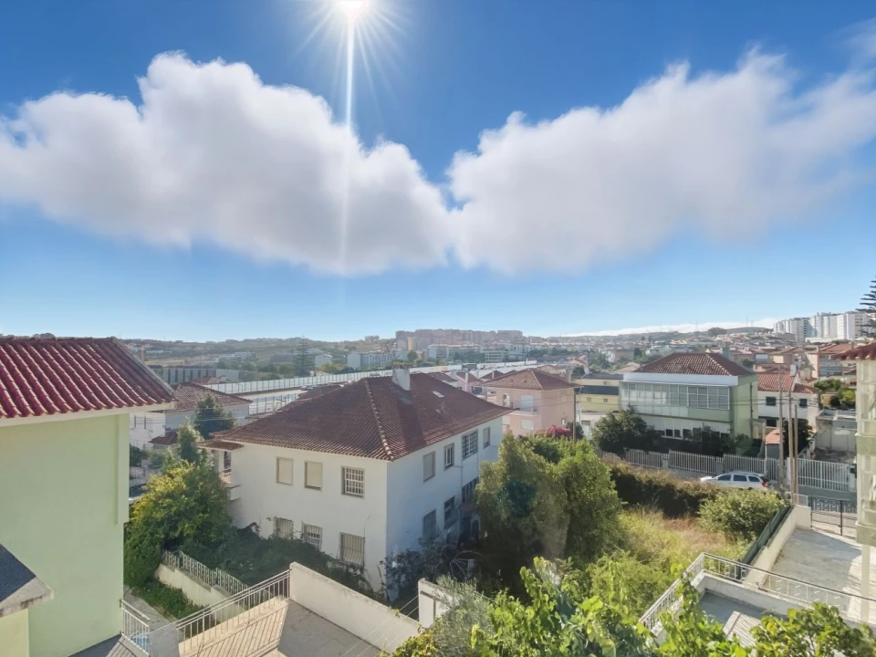 Moradia T6 para Venda em Barcarena Foto 28