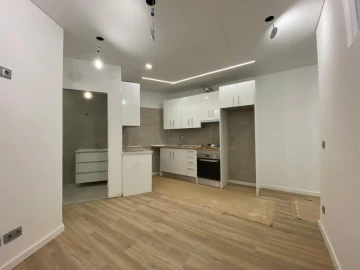 Apartamento T1 para Venda em Rio de Mouro