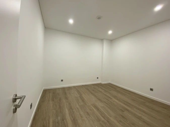 Apartamento T1 para Venda em Rio de Mouro Foto 5