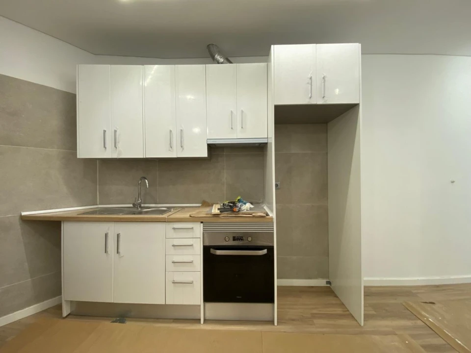 Apartamento T1 para Venda em Rio de Mouro Foto 5