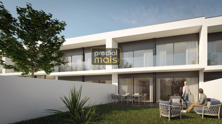 Moradia T3 para Venda em Antas e Abade de Vermoim Foto 1