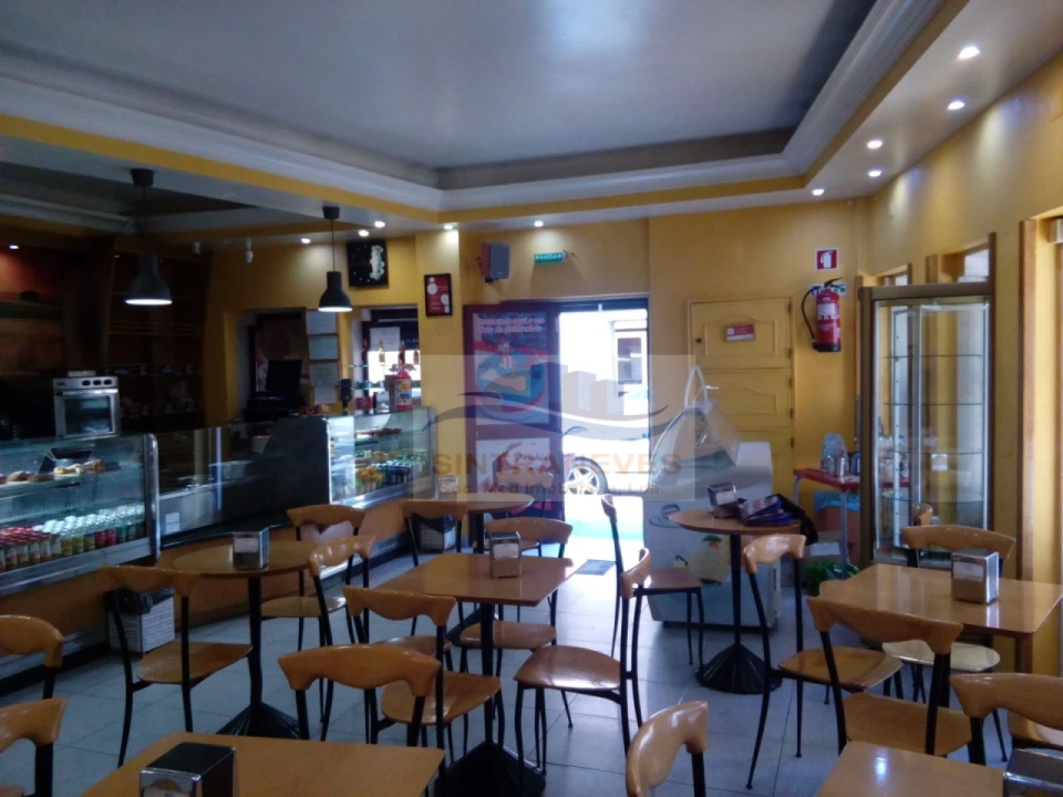 Negócio para Venda em Mina de Água Foto 1