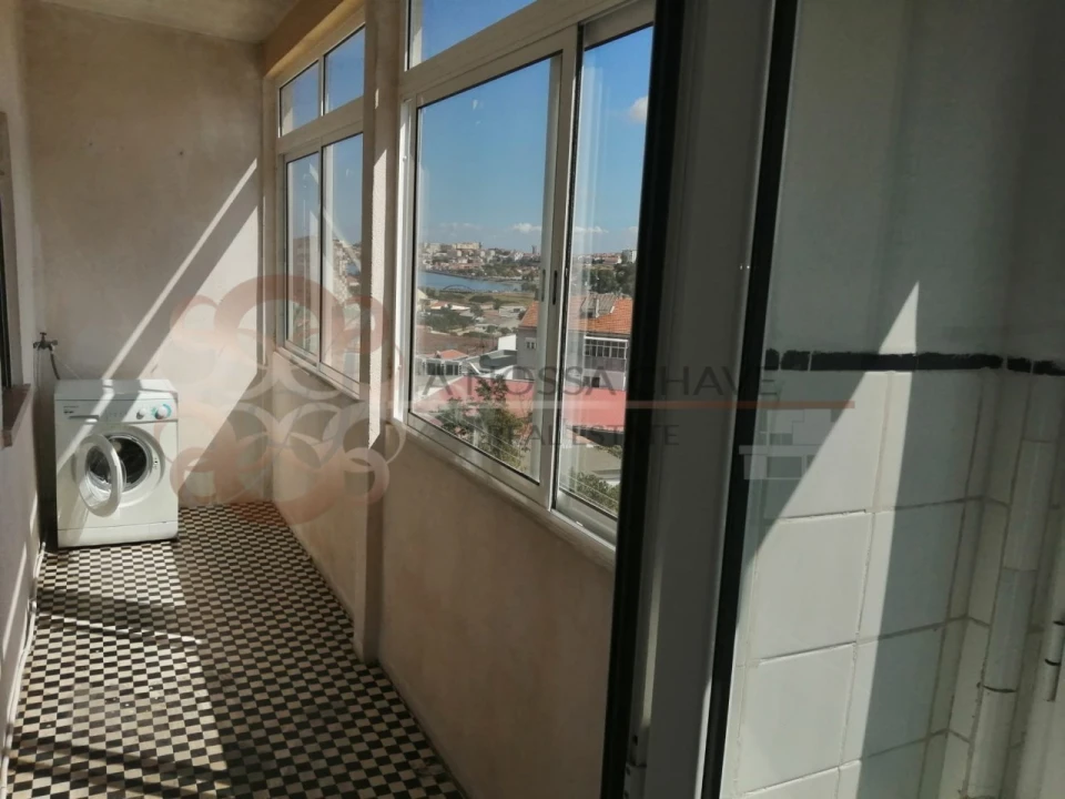 Apartamento T2 para Venda em Amora Foto 5