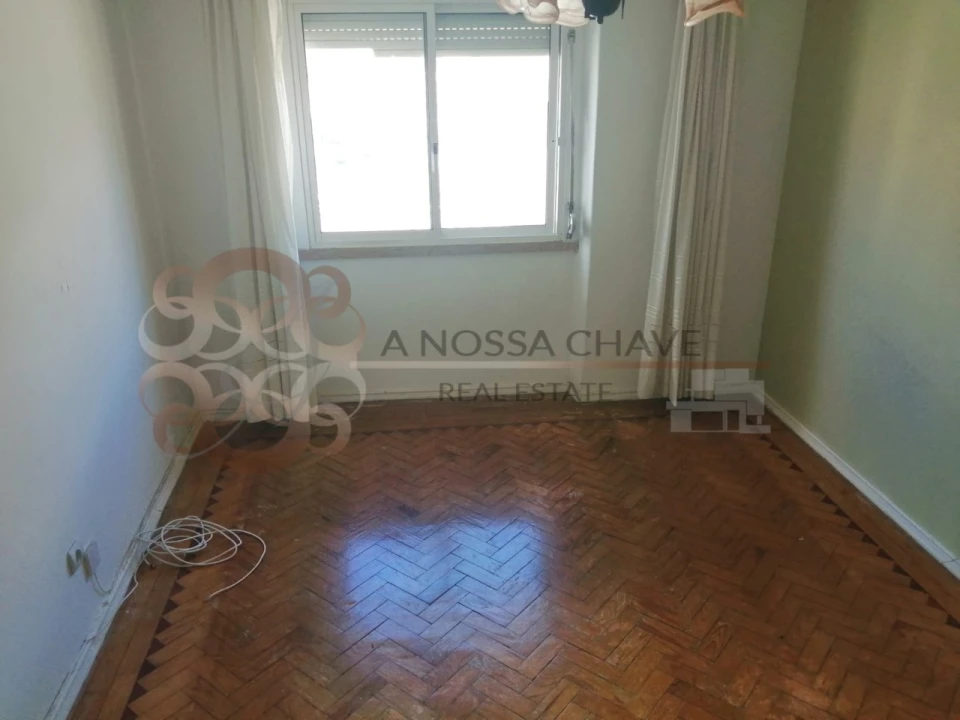 Apartamento T2 para Venda em Amora Foto 11